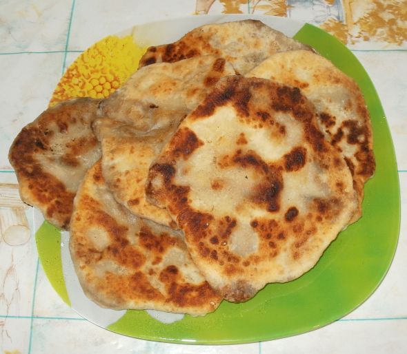 Пшеничные лепешки с грибной начинкой